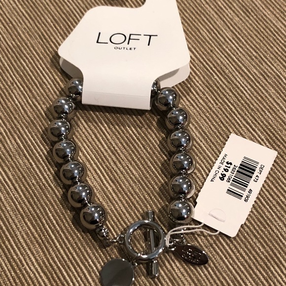 Silver Tone Bead “Toggle” Bracelet - Picture 3 of 5